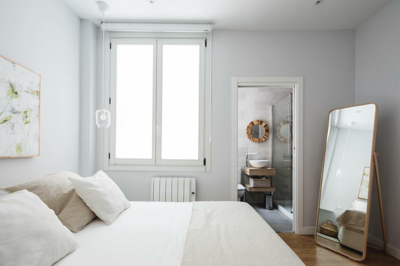 Urbieta Suite Apartment Сан Себастиан Екстериор снимка